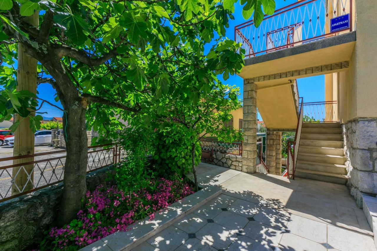 Apartments Mirena Crikvenica Kültér fotó